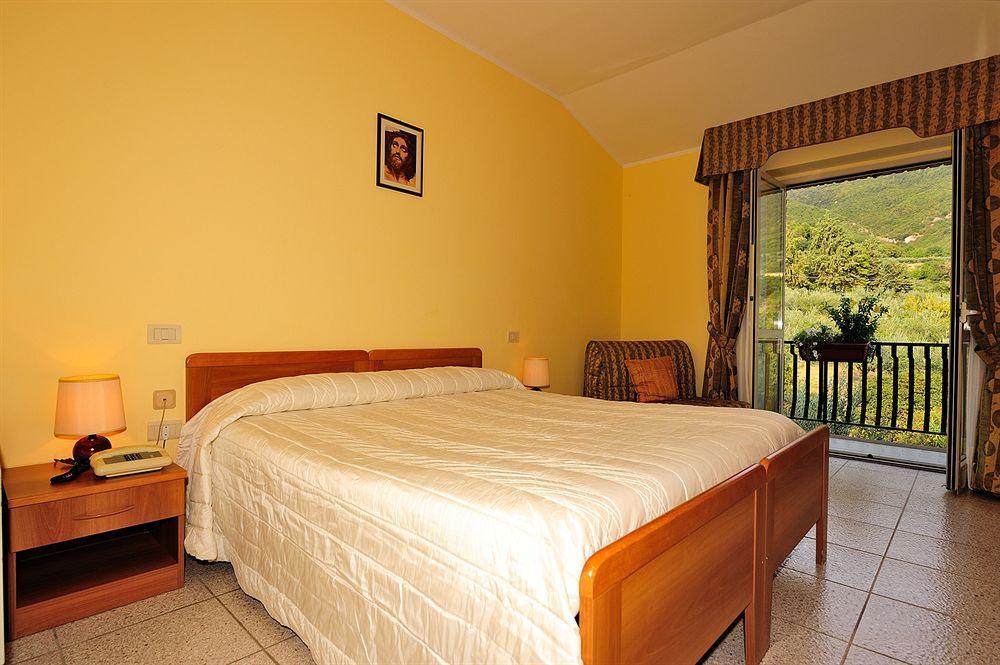 Colle Degli Olivi Snc Guest House Assisi Eksteriør bilde